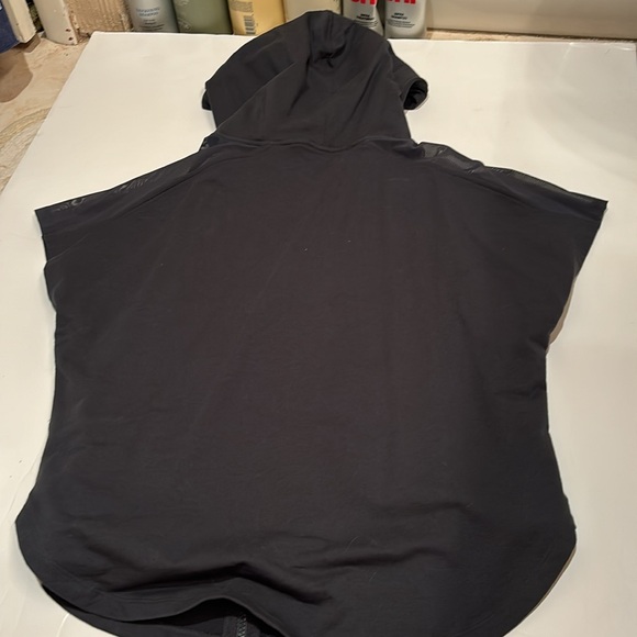 NWT Victoria’s Secret VS sport lightweight short sleeve jacket workout XS - Picture 3 of 11